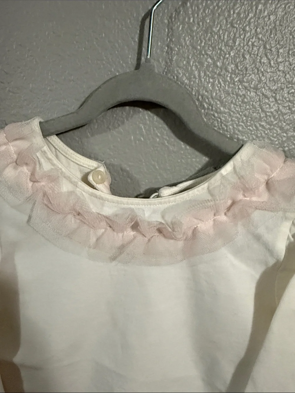 Janie and Jack size 6 girls long sleeve t shirt white gently used